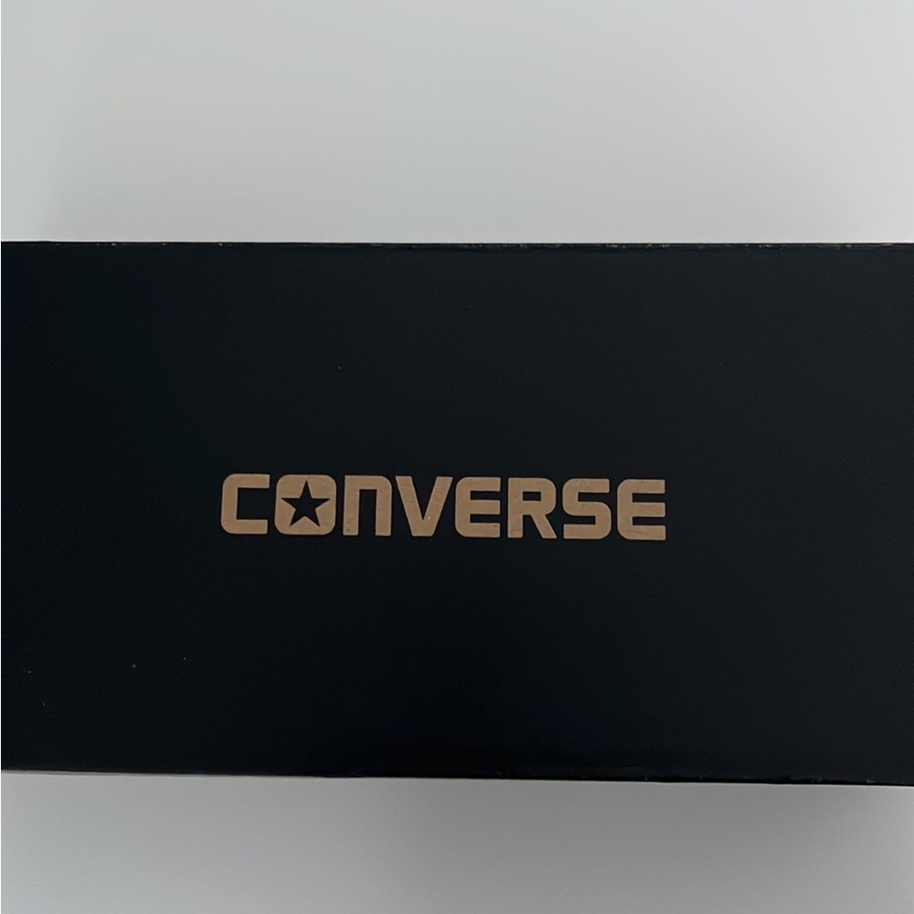 converse - Picture 10 of 12